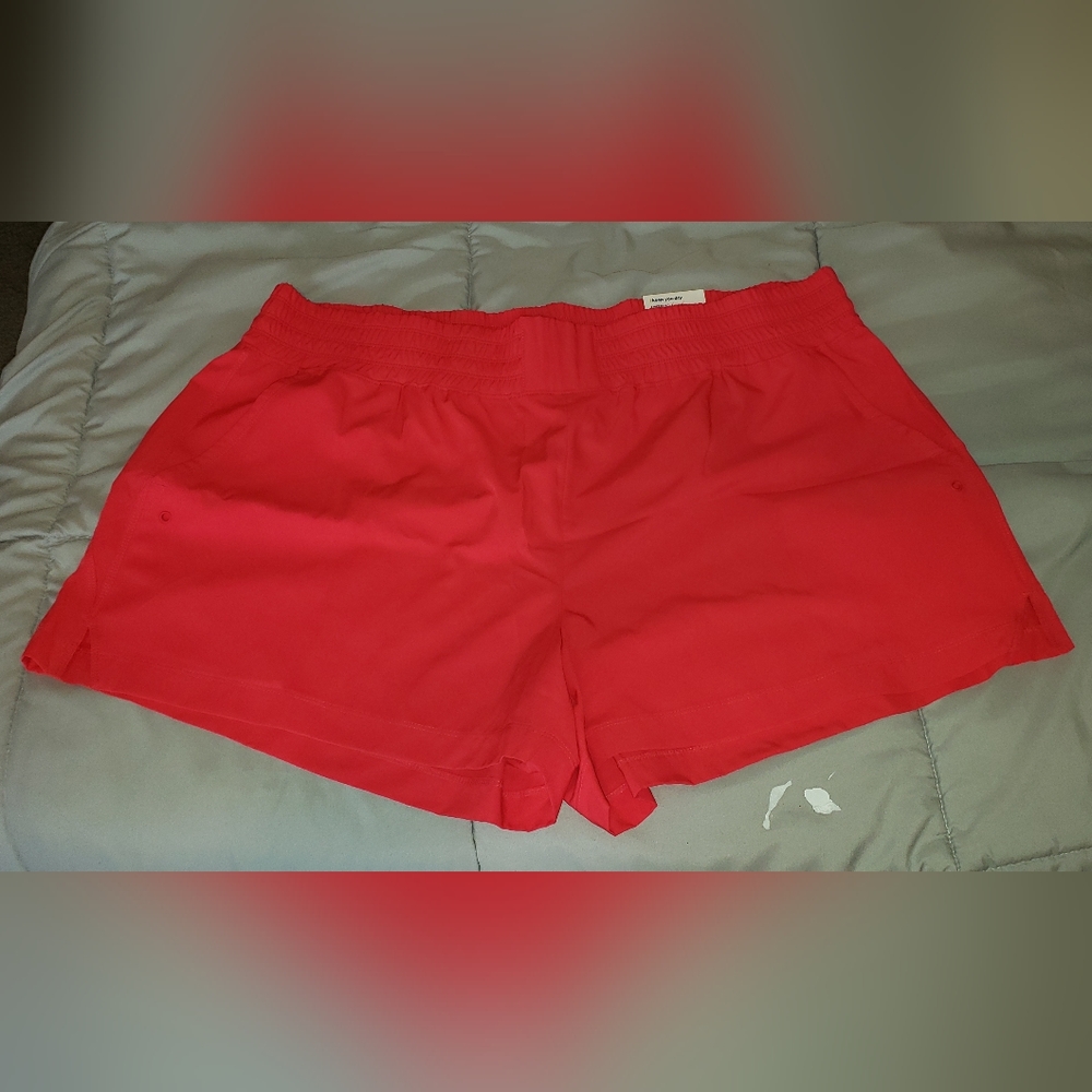 NWT Stretchtech Hot Pink Shorts, size XXL (24)